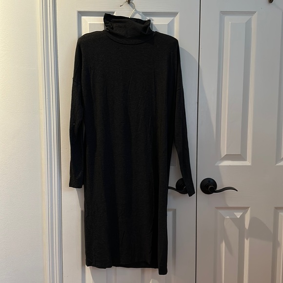 sonnet james turtleneck dress - Picture 1 of 3